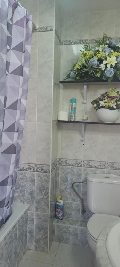 Acuario Shared Flat Piso Compartido Est Partage الشقة مشتركة Apartment Benalmádena Exterior foto